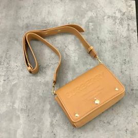 Picture of Burberry Lady Handbags _SKUfw118358474fw